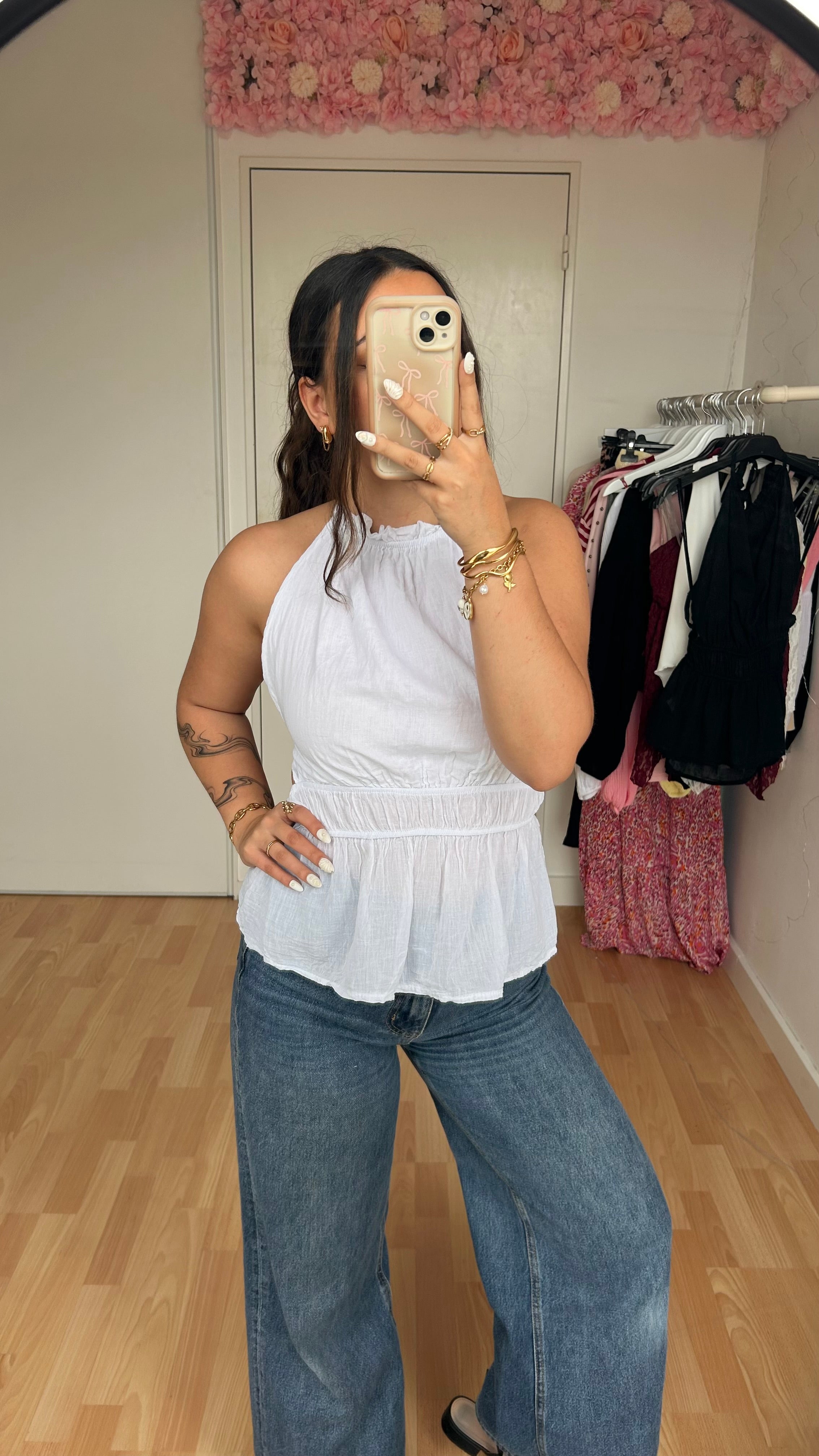 Top dos nu Carla Blanc
